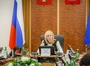 Анна Минькова провела видеоселекторное совещание сзаместителями глав муниципальных образований